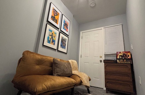 Fairlawn House | Getaway in Greater Navy Yard - 4BR/3BA -Sleeps 10+