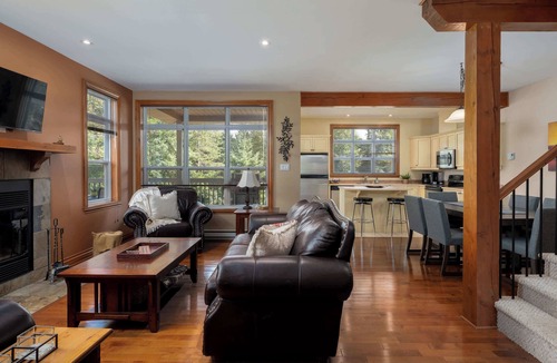 Mont-Tremblant Ski Chalet | Getaway in Mont-Tremblant Ski and Golf at L'Aiglon