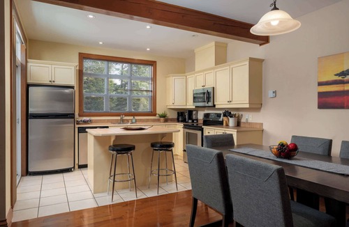 Mont-Tremblant Ski Chalet | Getaway in Mont-Tremblant Ski and Golf at L'Aiglon