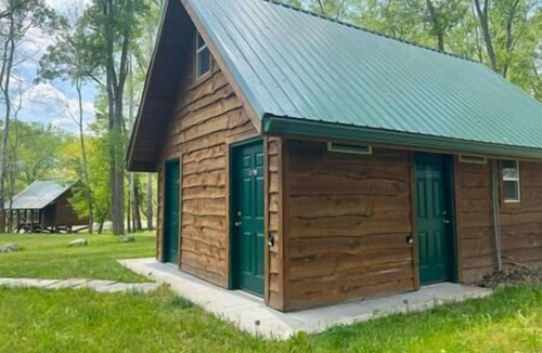 Belfast Cabin | :)Getaway Log Cabin+ComfyBeds & Electric #5