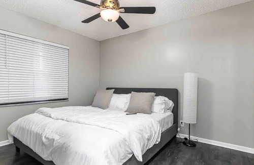 Greenview Shores House | Getaway on Kingsway