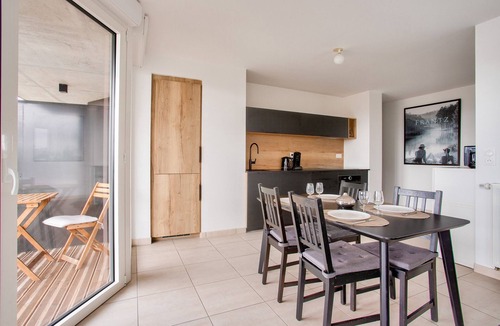Republique - Les Ponts Apartment | Getaway on the Ile de Nantes