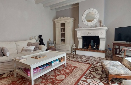 Saint-Valerien House | Getaway rural holiday home for rent!