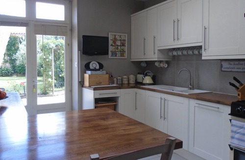 Saint-Valerien House | Getaway rural holiday home for rent!