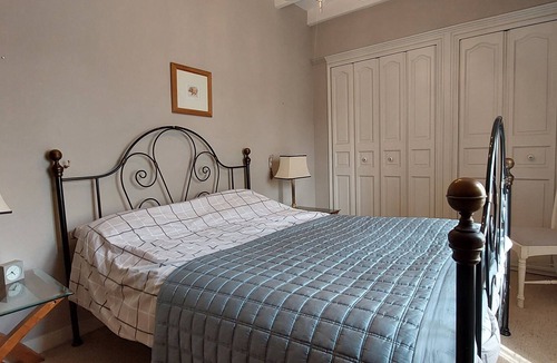 Saint-Valerien House | Getaway rural holiday home for rent!