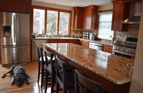 Summit House | Getaway to Summit Lake