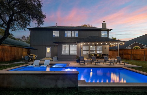 Milwood House | Getaway with Pool, Hot Tub, Arcade & 7 Bedrooms