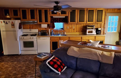 Northeast Somerset House | Getaway with Snowmobile, ATV, and boating access!