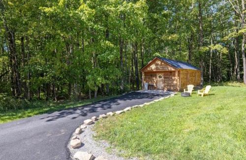 Williamstown Ski Chalet | GGgs Cabin