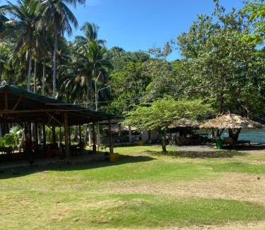 Pulau Lembeh House | Ghia Boutique Homestay