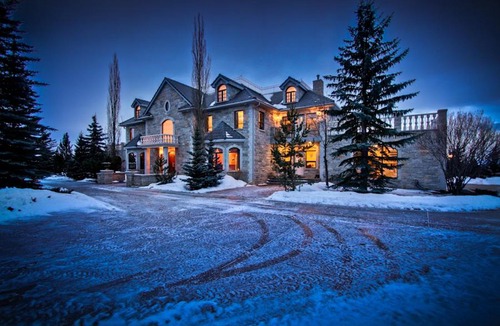 Calgary Villa | Ghost Lake Manor House