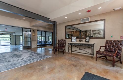 New Hope Hotel | Ghost Light Inn