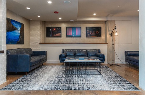 New Hope Hotel | Ghost Light Inn