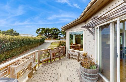 Bandon House | Ghost Tree Getaway