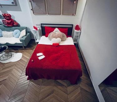 Bondy Apartment | GI-AZ f