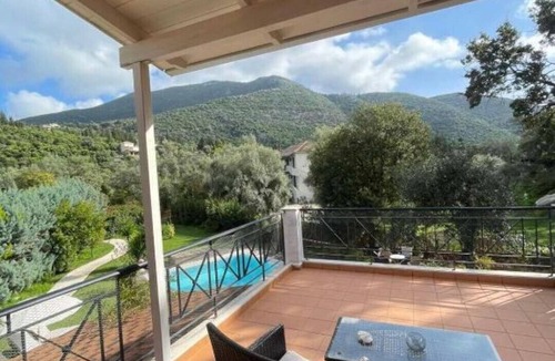 Mikros Gialos Villa | Gialos Villas 1