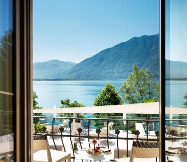 Minusio Hotel | Giardino Lago
