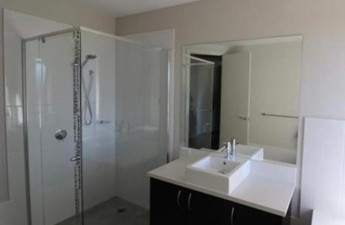 Muswellbrook House | Gibbagunyah Manor Coal & rail workers etc Only