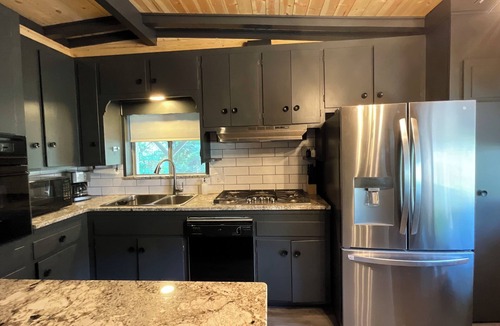 Wagoner House | Gibson Getaway- Relax and Unwind