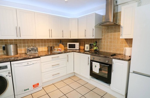 Windermere House | GIDDY GOOSE, pet friendly, character holiday cottage in Windermere