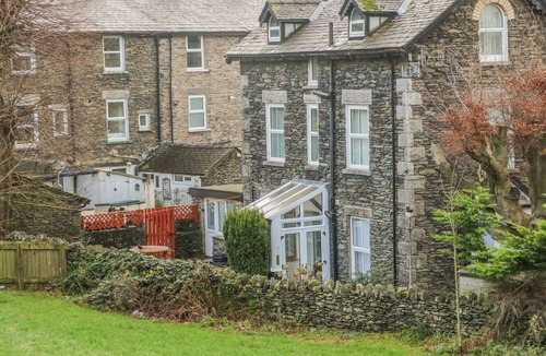 Windermere House | GIDDY GOOSE, pet friendly, character holiday cottage in Windermere