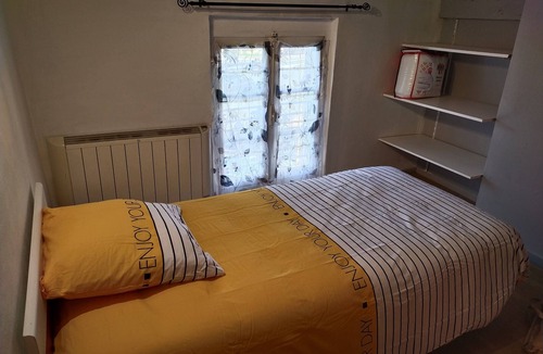 Poilly-lez-Gien House | Gien bridge