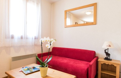 Giez Apartment | Giez | Studio for 4 + 2 Pools On-Site!
