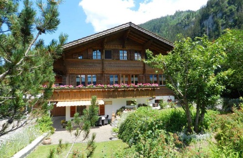 Zweisimmen Apartment | Giferblick by Interhome