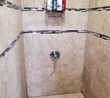 Moylan Bed & Breakfast | Gifford-Risley House Bed and Breakfast