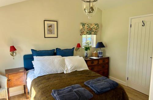 Bury St Edmunds House | Giffords Hall Garden Room