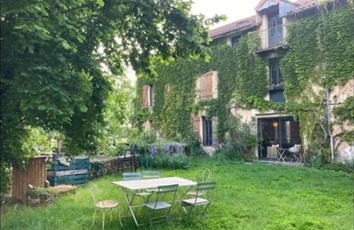 La Mothe-Saint-Heray House | Gigantesque Moulin à Louer