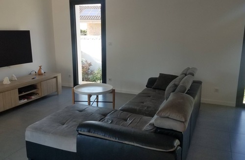 Gigean Villa | Gigean : modern villa with swimming pool for 6 people