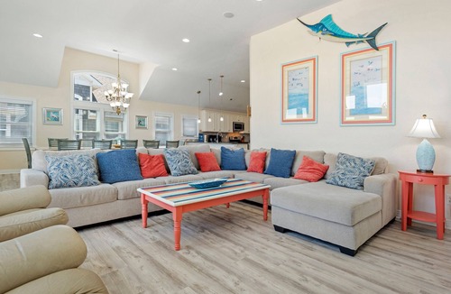Nags Head House | Giggling Gecko: Oceanfront, Private Pool, Hot tub