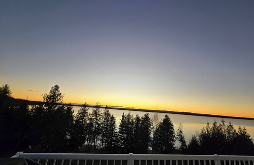 Manitoulin District Cottage | Giizhgok Geegabeek - Cedar Shore Cottages "Where Relaxation and Adventure Meet"