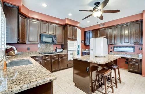 Finley Farms House | Gilbert Estate - Close to amazing golf courses!