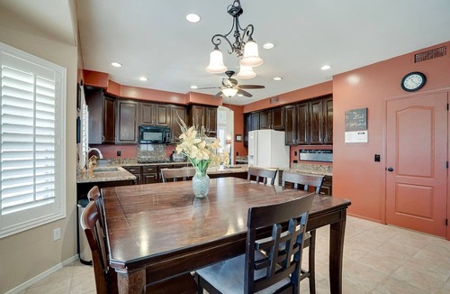 Finley Farms House | Gilbert Estate - Close to amazing golf courses!