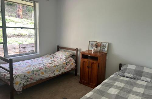 Yinnar South House | Gilbert rise