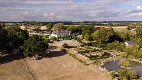 Gileston House | Gileston Manor Estate