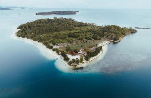 Sekotong Barat Bed & Breakfast | Gili Sudak Indah Paradise Beach Bungalow Bed & Breakfast