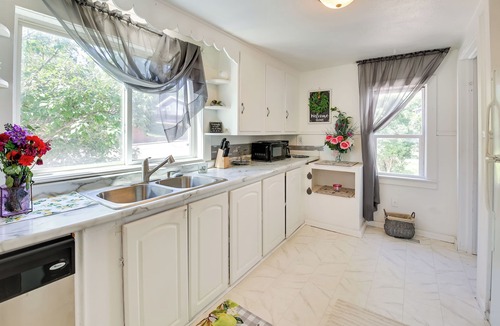 Gillette House | Gillette Adventure Base 1 Mi to Historic Downtown!