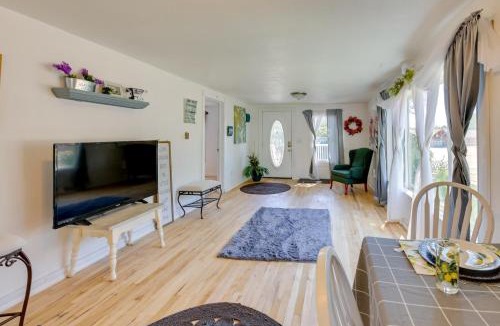 Gillette House | Gillette Adventure Base 1 Mi to Historic Downtown!