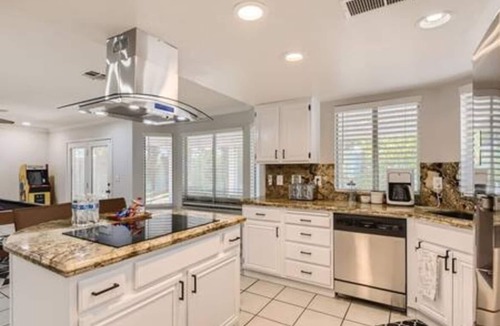 Canyon Gate House | Gillette · Heated Pool with Cabana & Game-Room