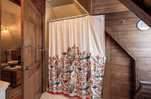 Salisbury Bed & Breakfast | Gillis Grier Bed & Breakfast