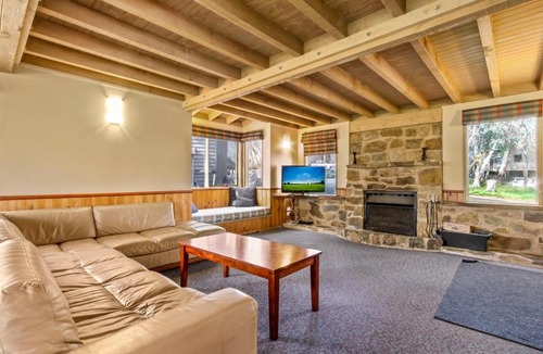 Dinner Plain Apartment | Gimme Shelter