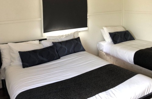 Gin Gin Hotel | Gin Gin Budget Accommodation