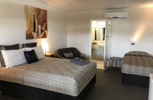 Gin Gin Hotel | Gin Gin central motel