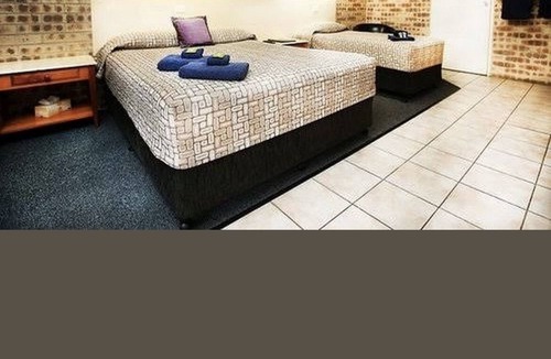 Gin Gin Hotel | Gin Gin central motel