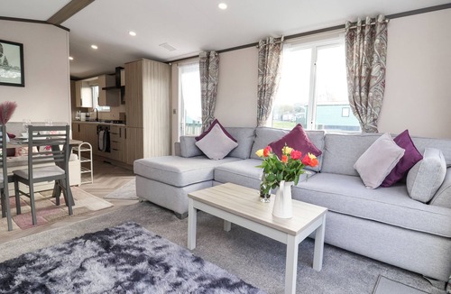 West Heslerton Cottage | Ginger Fox Lodge