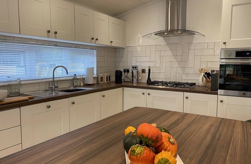 Ryther Apartment | Gingerlily - Luxury Lodge with Hot Tub