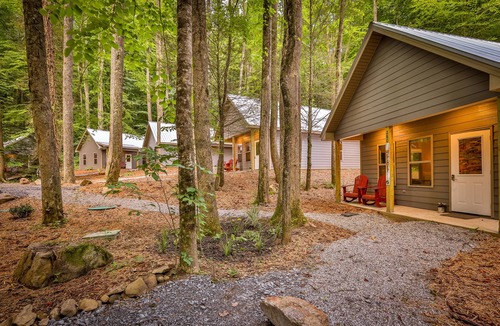 Tate Cabin | Gingershack Farms
